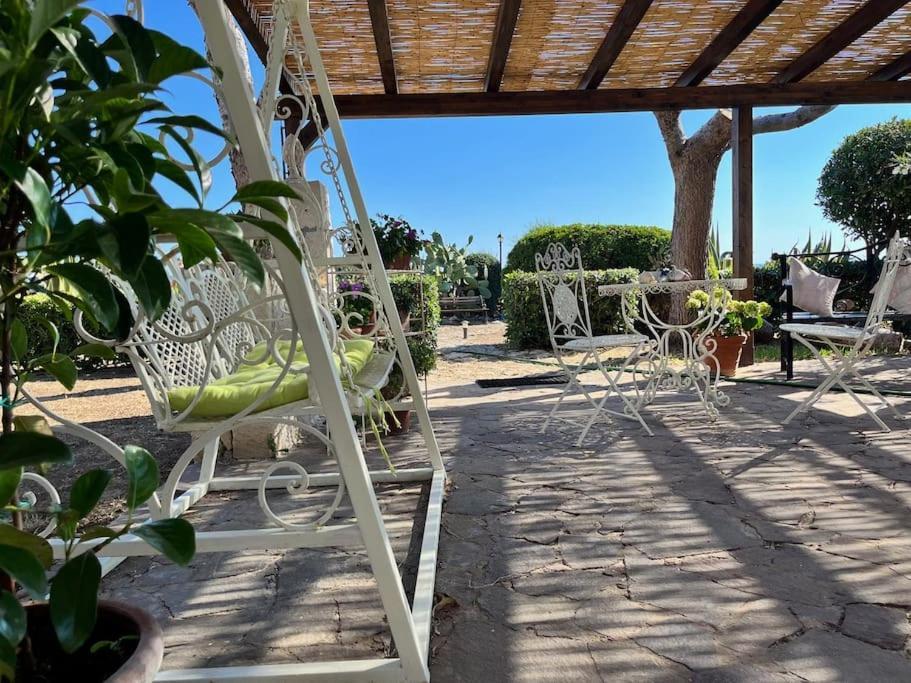 Villa Sebastian- Incomparabile Vista Sul Mare Plemmirio Luaran gambar