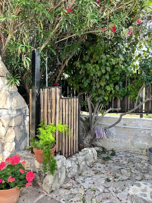 Villa Sebastian- Incomparabile Vista Sul Mare Plemmirio Luaran gambar