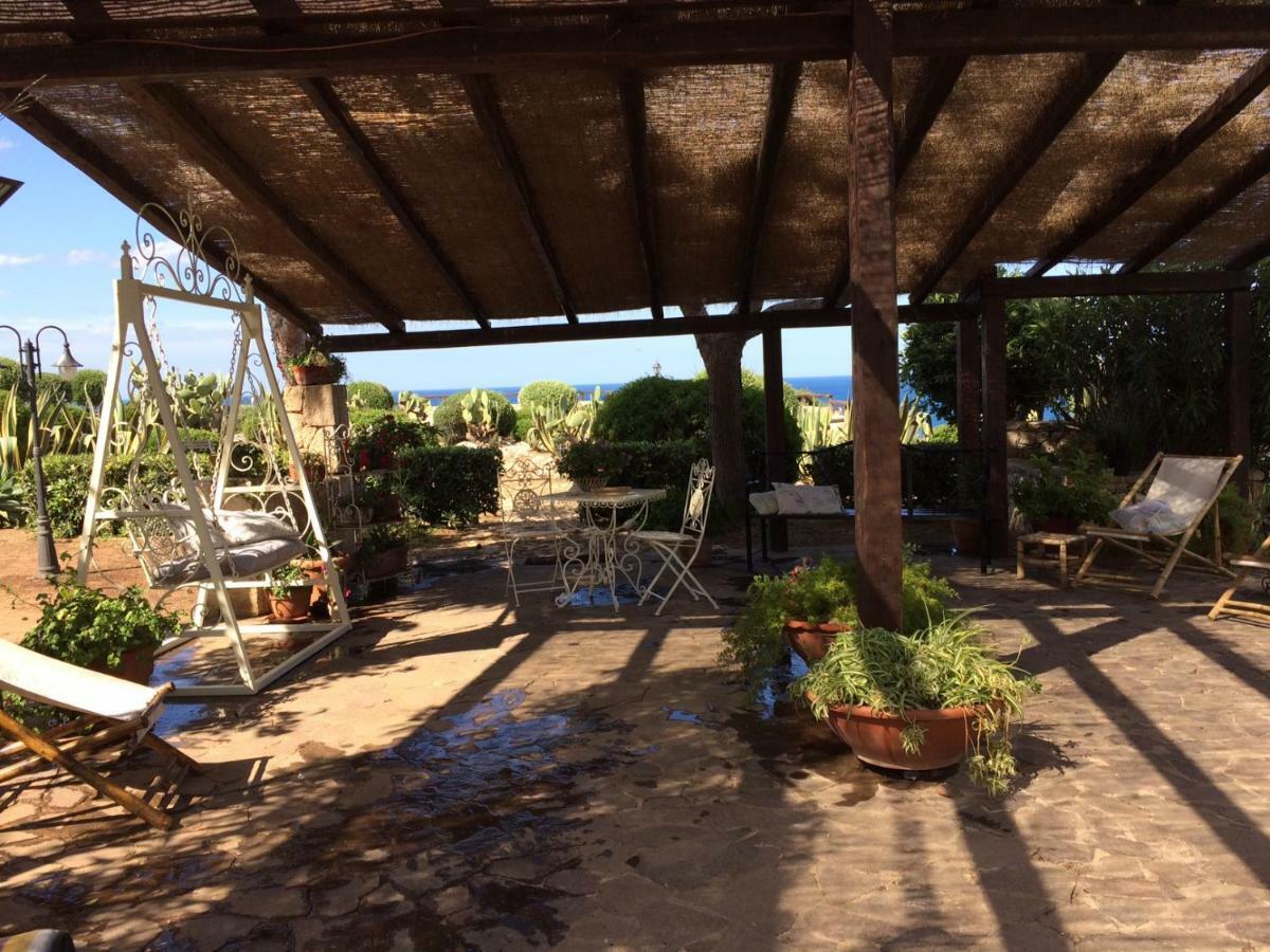 Villa Sebastian- Incomparabile Vista Sul Mare Plemmirio Luaran gambar